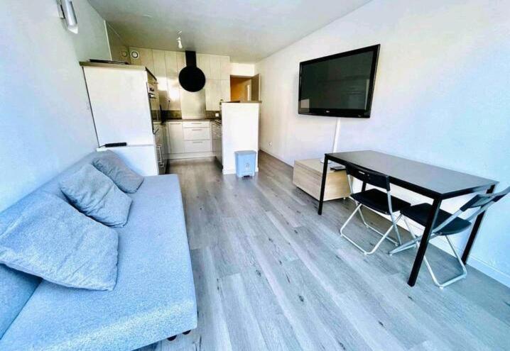 Superbe Appart En Residence A 300 M De La Plage. La Grande-Motte Exterior photo